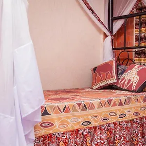 Jet 3*, Entebbe Uganda
