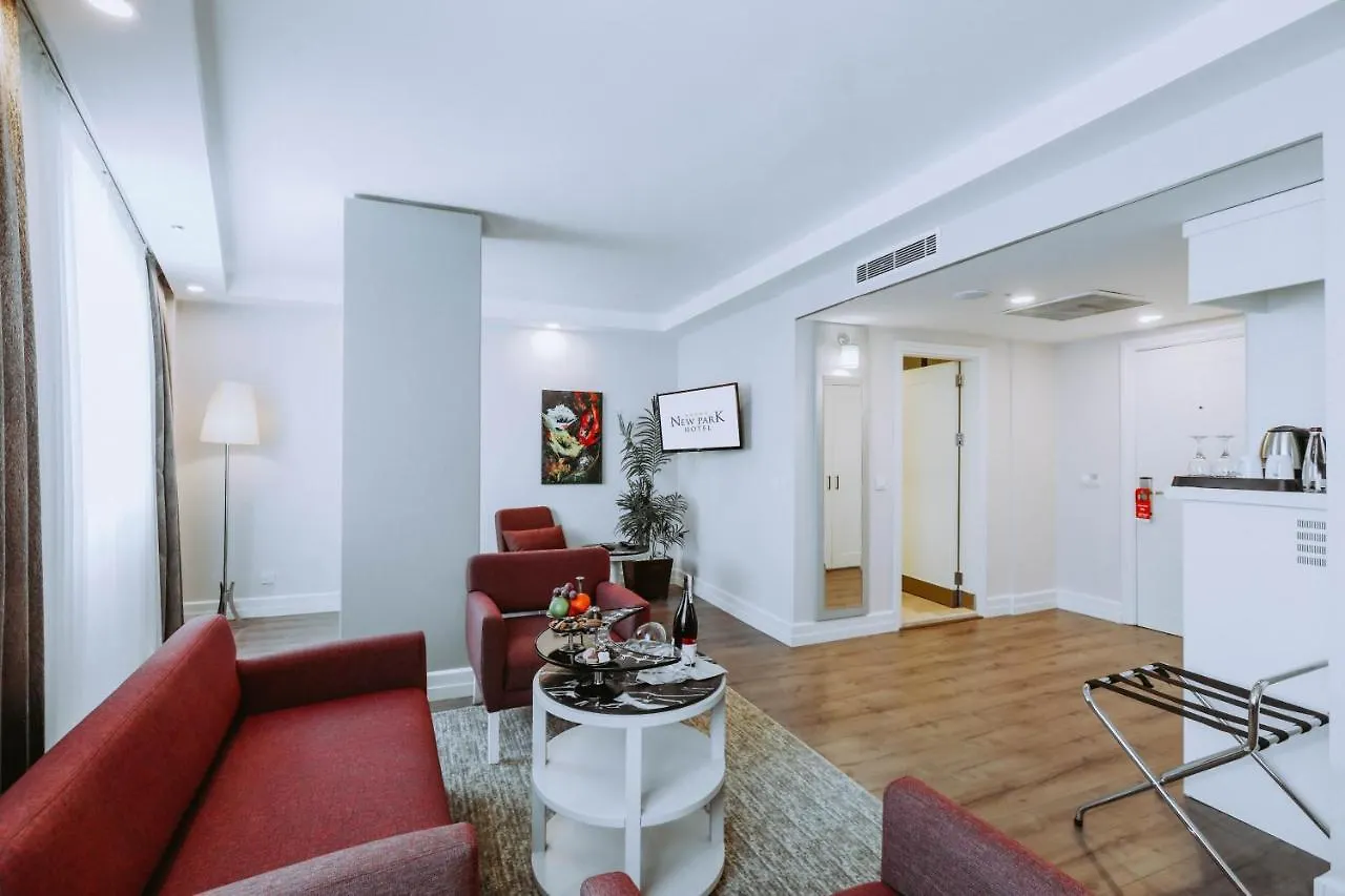 New Park Hotel Ankara 5*,